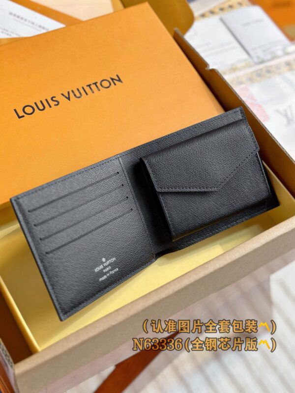 God Factory LV Wallet N63336 Size 11 x 9 x 2 cm