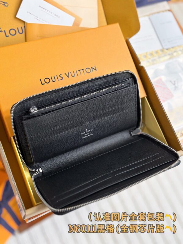 God Factory LV Wallet N60111 Size 21 x 12 x 2 cm