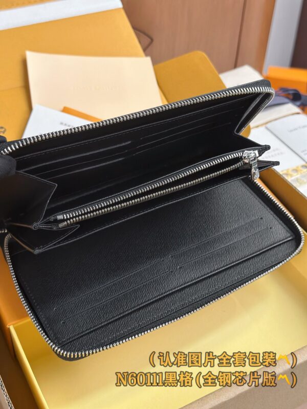 God Factory LV Wallet N60111 Size 21 x 12 x 2 cm