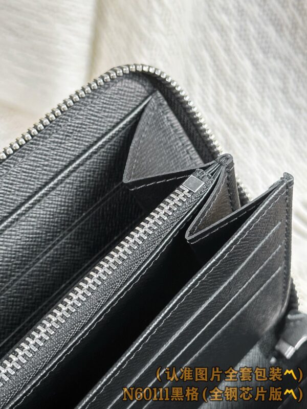 God Factory LV Wallet N60111 Size 21 x 12 x 2 cm