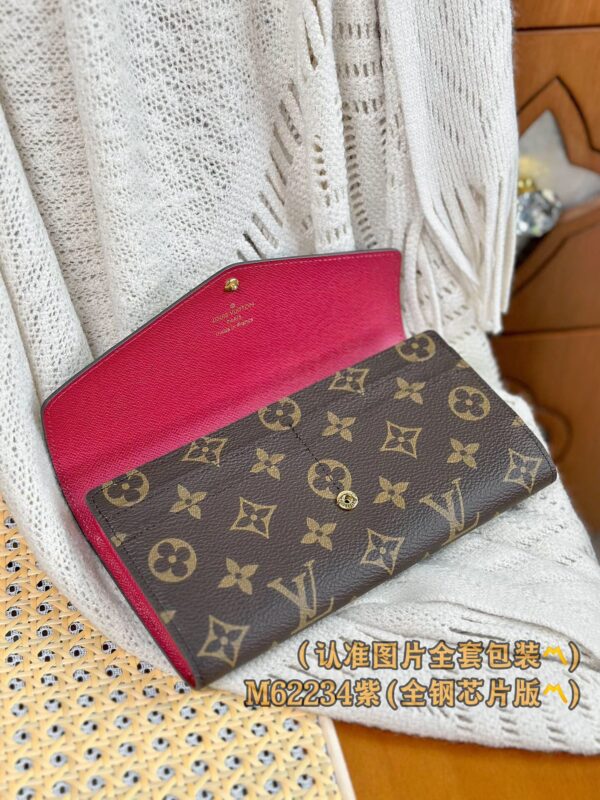 God Factory LV Wallet M62234 Size 19 x 10.5 x 2.5 cm