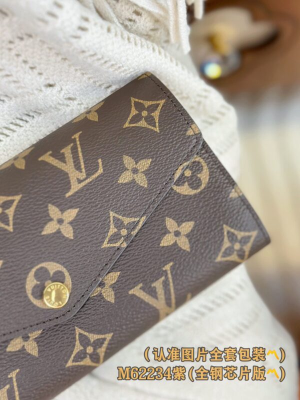 God Factory LV Wallet M62234 Size 19 x 10.5 x 2.5 cm
