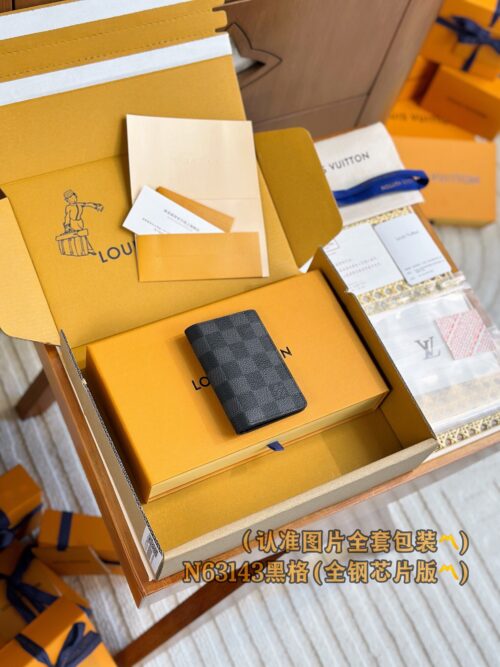 God Factory LV Wallet N63143 Size 7.5 x 11 x 1 cm