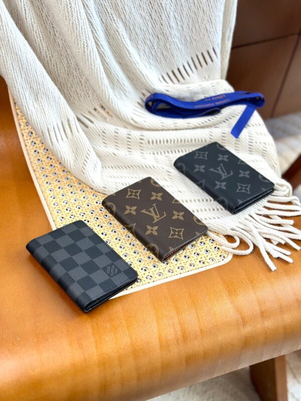 God Factory LV Wallet N63143 Size 7.5 x 11 x 1 cm