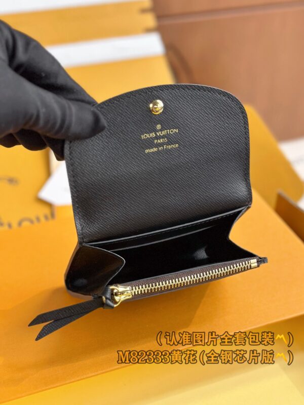 God Factory LV Wallet M82333 Size 11 x 8 x 2.5 cm