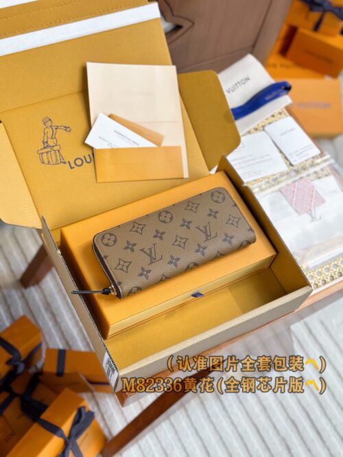 God Factory LV Wallet M82336 Size 19.5 x 9 x 1.5 cm