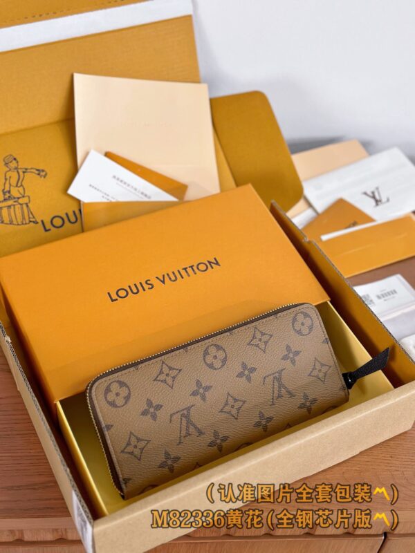 God Factory LV Wallet M82336 Size 19.5 x 9 x 1.5 cm