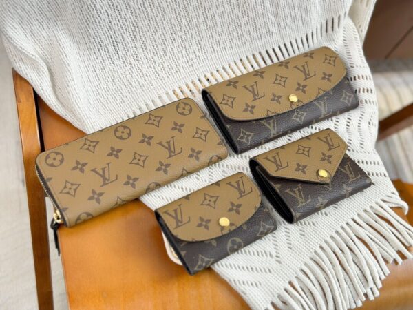 God Factory LV Wallet M82336 Size 19.5 x 9 x 1.5 cm
