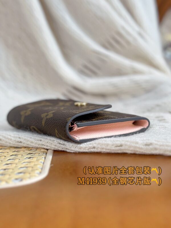 God Factory LV Wallet M41939 Pink Size 11 x 8 x 2.5 cm
