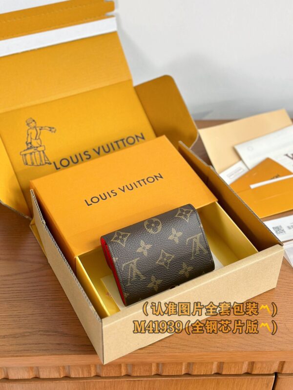 God Factory LV Wallet M41939 Rose & Steel Buckle Size 11 x 8 x 2.5 cm