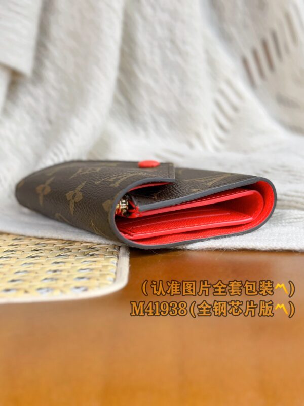 God Factory LV Wallet M41938 Rose & Leather Buckle Size 12 x 9.5 x 2.5 cm