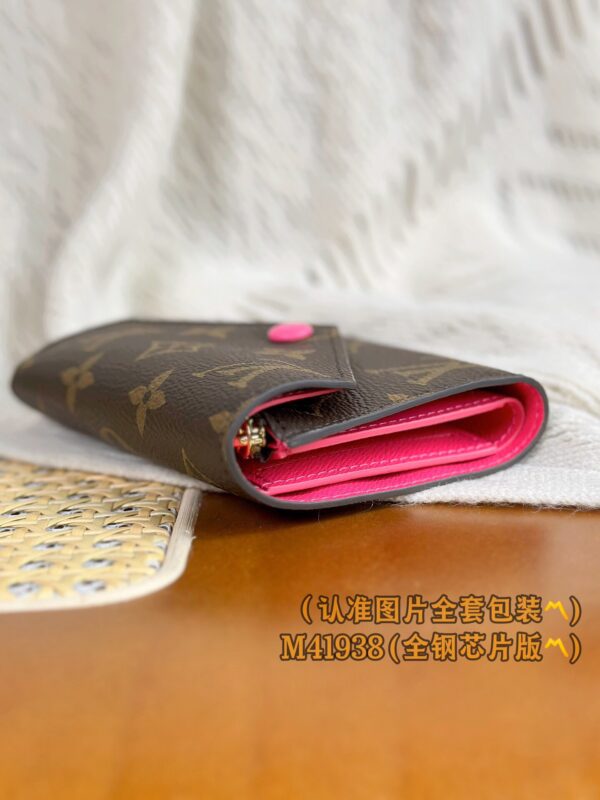 God Factory LV Wallet M41938 Rose Red & Leather Buckle Size 12 x 9.5 x 2.5 cm
