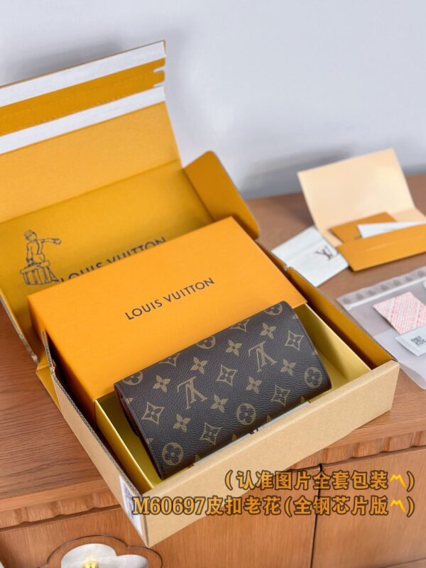 God Factory LV Wallet M60697 Old & Leather Buckle Size 19 x 10 x 2 cm