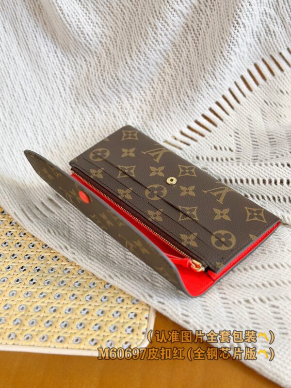 God Factory LV Wallet M60697 Rose & Leather Buckle Size 19 x 10 x 2 cm