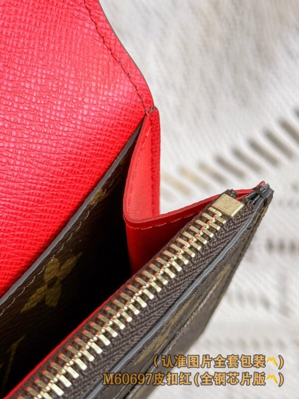 God Factory LV Wallet M60697 Rose & Leather Buckle Size 19 x 10 x 2 cm