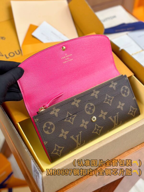 God Factory LV Wallet M60697 Rose Red & Gold Buckle Size 19 x 10 x 2 cm