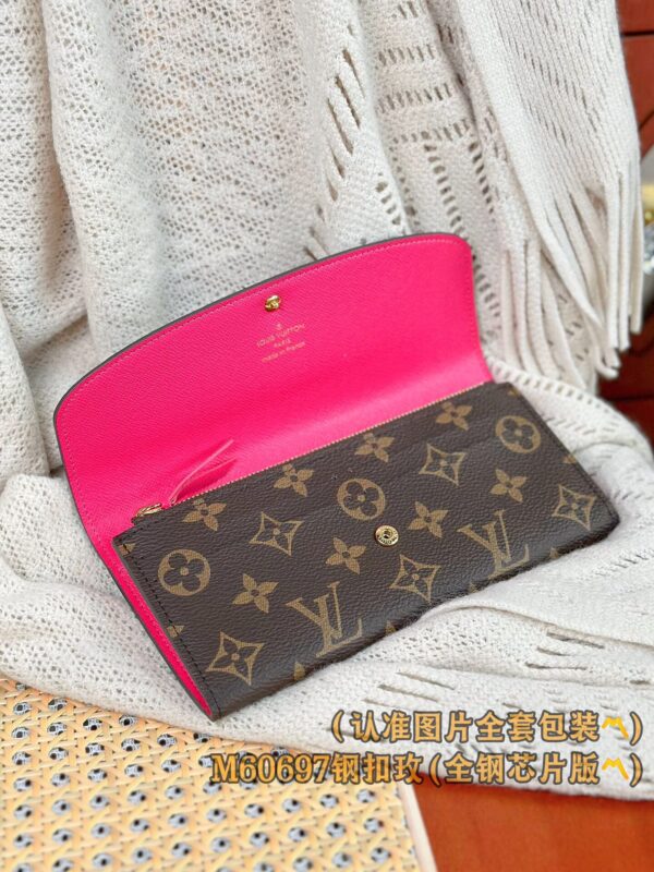 God Factory LV Wallet M60697 Rose Red & Gold Buckle Size 19 x 10 x 2 cm