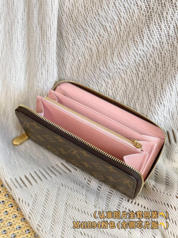 God Factory LV Wallet M41894 Pink Size 19.5 x 10.5 x 2.5 cm