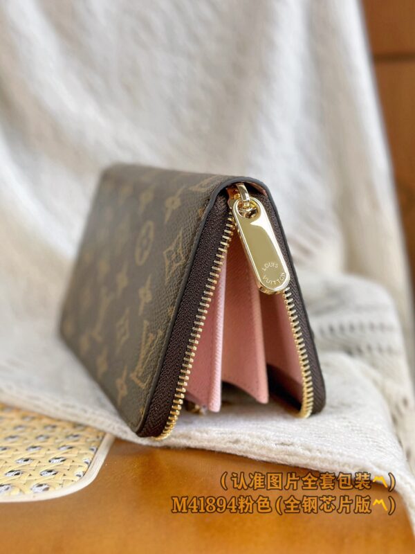 God Factory LV Wallet M41894 Pink Size 19.5 x 10.5 x 2.5 cm