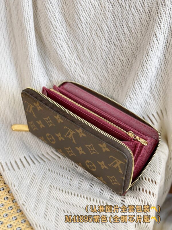 God Factory LV Wallet M41895 Violet Size 19.5 x 10.5 x 2.5 cm