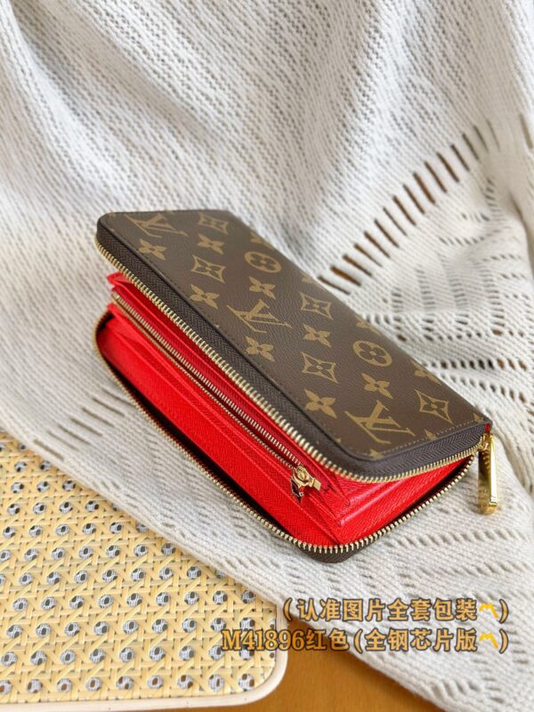 God Factory LV Wallet M41896 Rose Size 19.5 x 10.5 x 2.5 cm