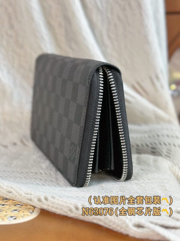 God Factory LV Wallet N63076 Black Size 19.5 x 10.5 x 2.5 cm
