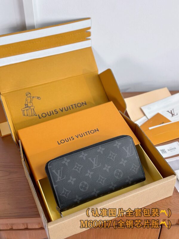God Factory LV Wallet M60017 Black / Old Size 19.5 x 10.5 x 2.5 cm