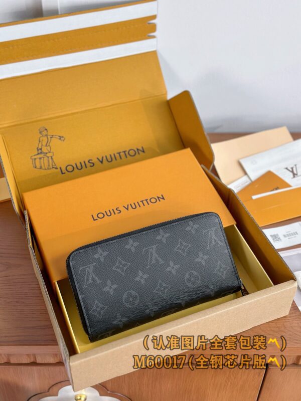 God Factory LV Wallet M60017 Black / Old Size 19.5 x 10.5 x 2.5 cm