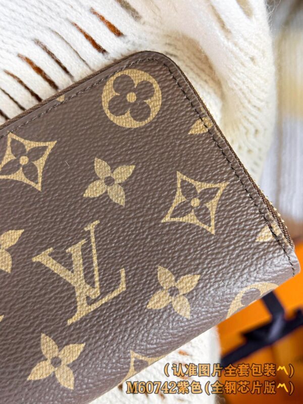 God Factory LV Wallet M60742 Violet Size 20 x 9 x 2 cm