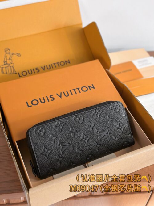 God Factory LV Wallet M69047 Full Leather 10 x 20 x 2 cm