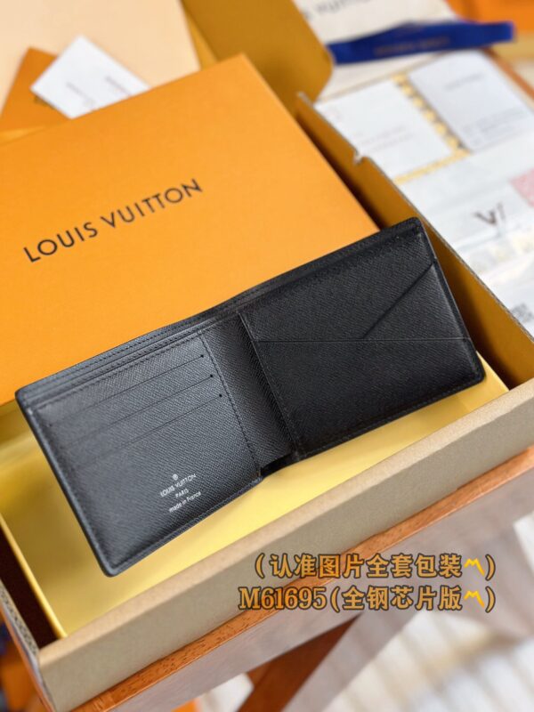 God Factory LV Wallet M61695 Black Old Size 11.5 x 9 x 1.5 cm