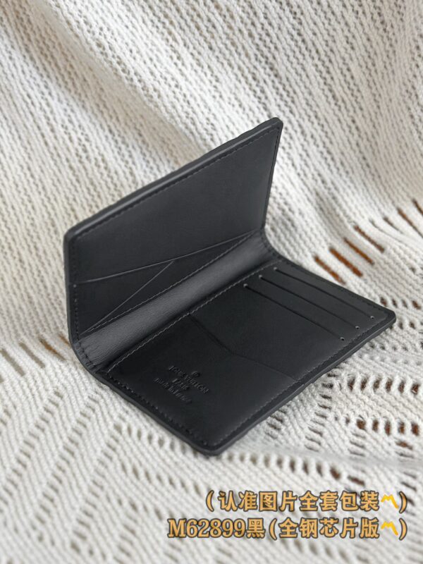 God Factory LV Wallet M62899 Full Leather Size 7.5 x 11.1 x 1 cm