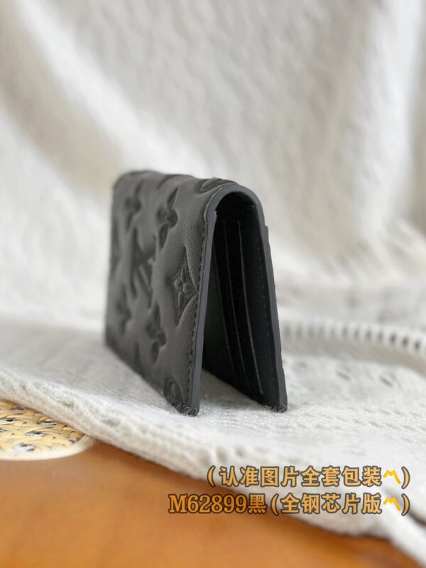 God Factory LV Wallet M62899 Full Leather Size 7.5 x 11.1 x 1 cm