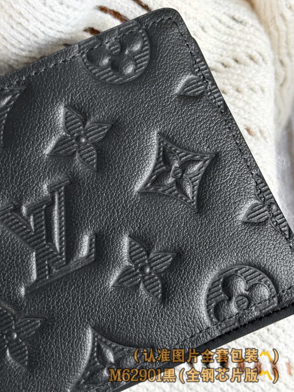 God Factory LV Wallet M62901 Full Leather Size 11.5 x 9 x 1.5 cm