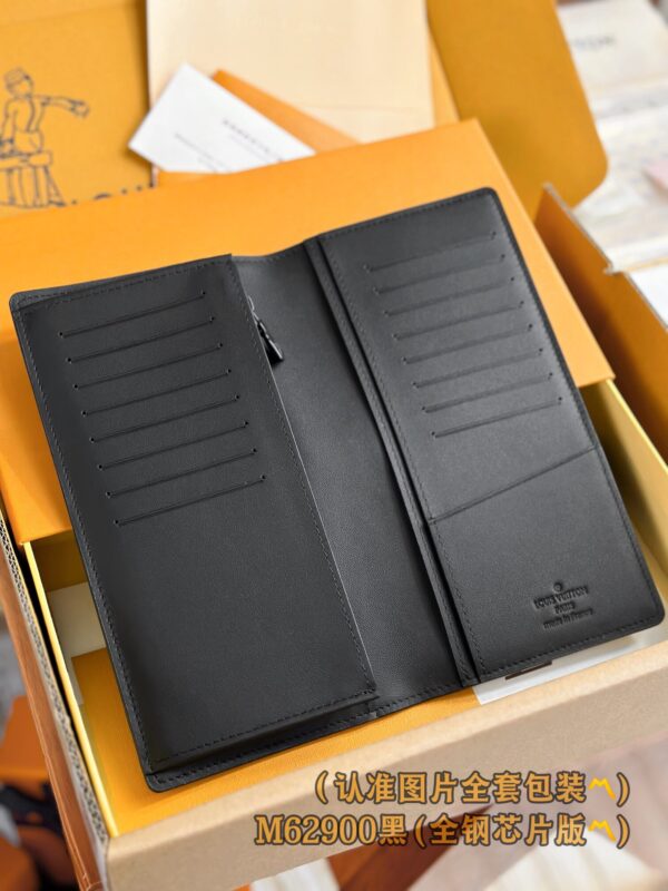 God Factory LV Wallet M62900 Full Leather Size 10 x 19 x 2 cm