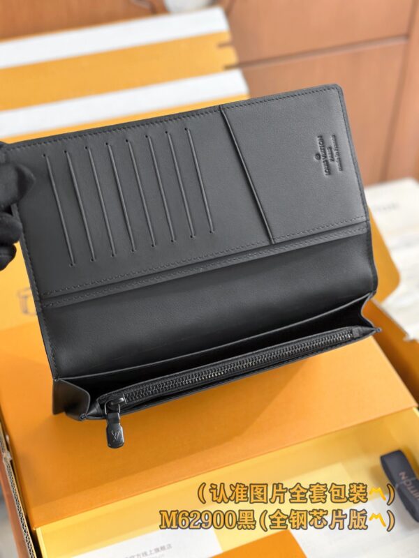 God Factory LV Wallet M62900 Full Leather Size 10 x 19 x 2 cm