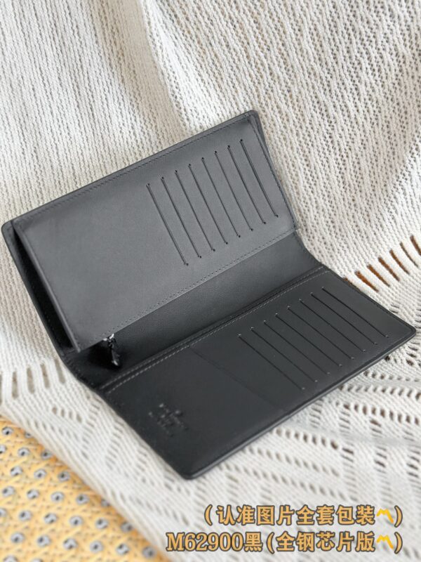 God Factory LV Wallet M62900 Full Leather Size 10 x 19 x 2 cm