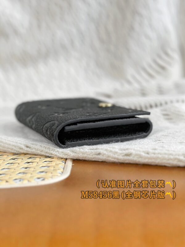 God Factory LV Wallet M58456 Full Leather Size 10.5 x 8 x 1 cm