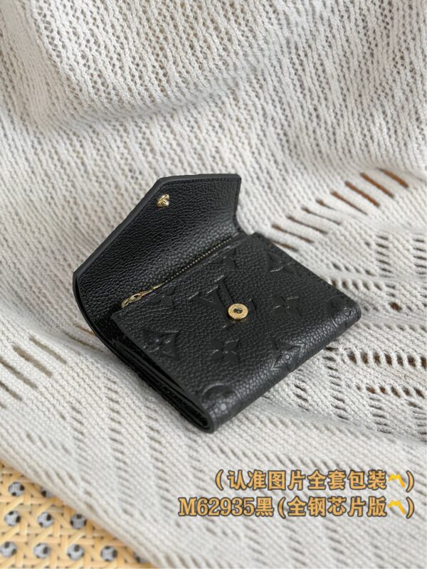 God Factory LV Wallet M62935 Full Leather Size 9.5 x 7.5 x 3 cm