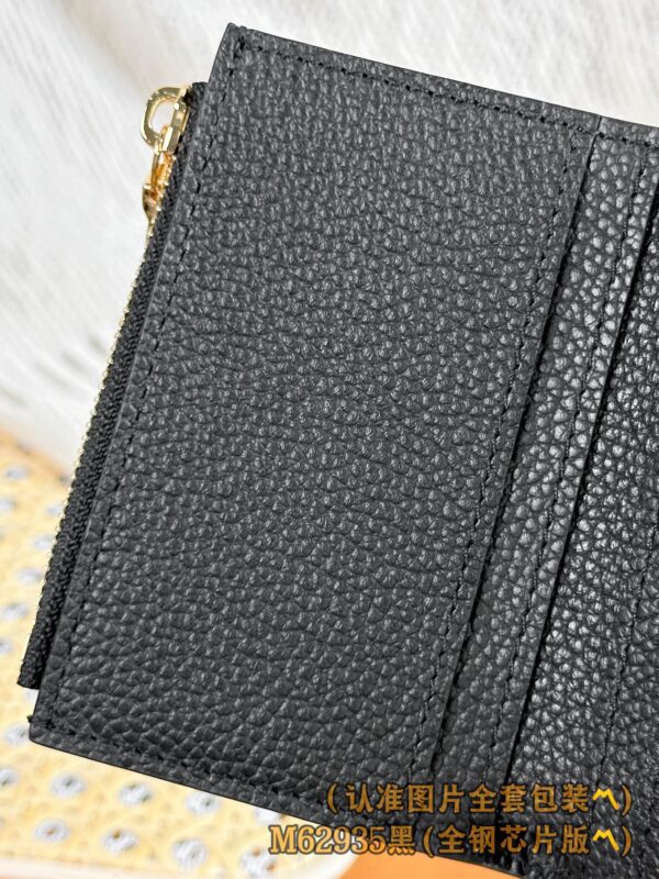 God Factory LV Wallet M62935 Full Leather Size 9.5 x 7.5 x 3 cm