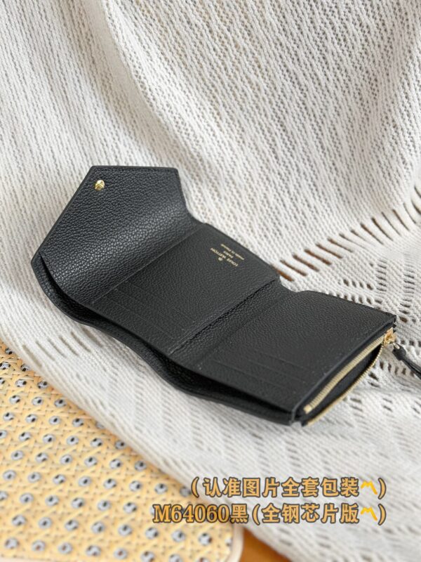 God Factory LV Wallet M64060 Full Leather Size 12 x 9.5 x 2.5 cm