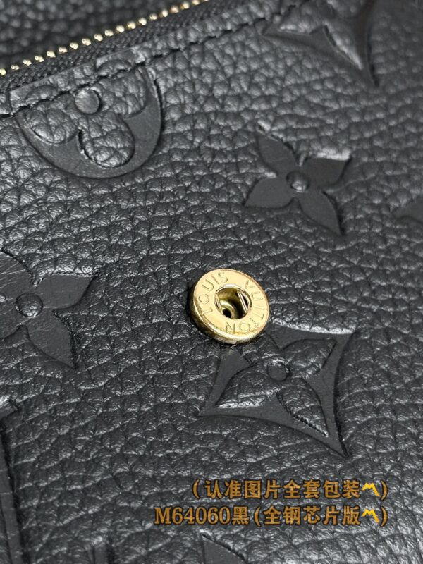 God Factory LV Wallet M64060 Full Leather Size 12 x 9.5 x 2.5 cm