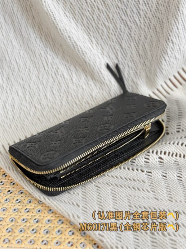 God Factory LV Wallet M60171 Full Leather Size 20 x 9 x 2 cm
