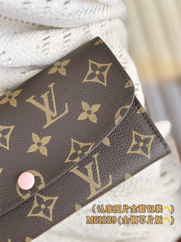God Factory LV Wallet M61289 Pink / Leather Buckle Size 19 x 10 x 2 cm