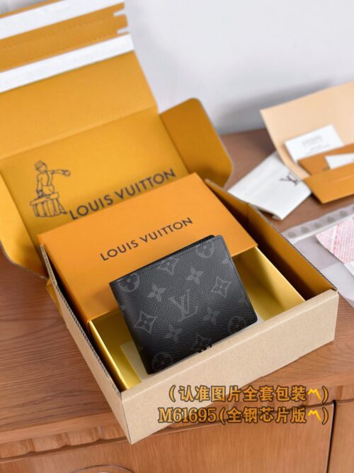 God Factory LV Wallet M61695 Black Flower Size 11.5 x 9 x 1.5 cm
