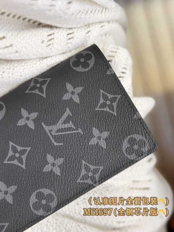 God Factory LV Wallet M61697 Black Flower Size 10 x 19 x 2 cm
