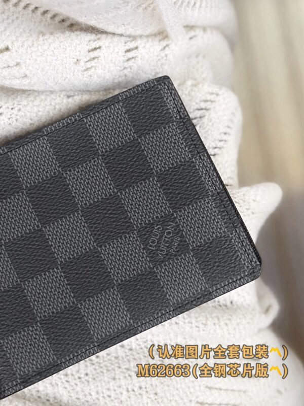 God Factory LV Wallet N62663 Haig Size 11.5 x 9 x 1.5 cm