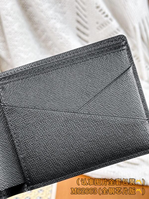 God Factory LV Wallet N62663 Haig Size 11.5 x 9 x 1.5 cm