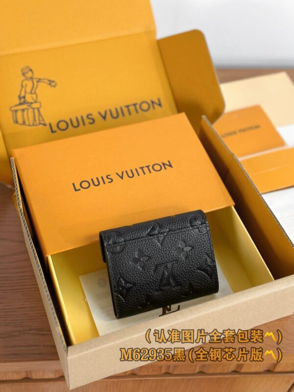 God Factory LV Wallet M62935 Full Leather Size 9.5 x 7.5 x 3 cm