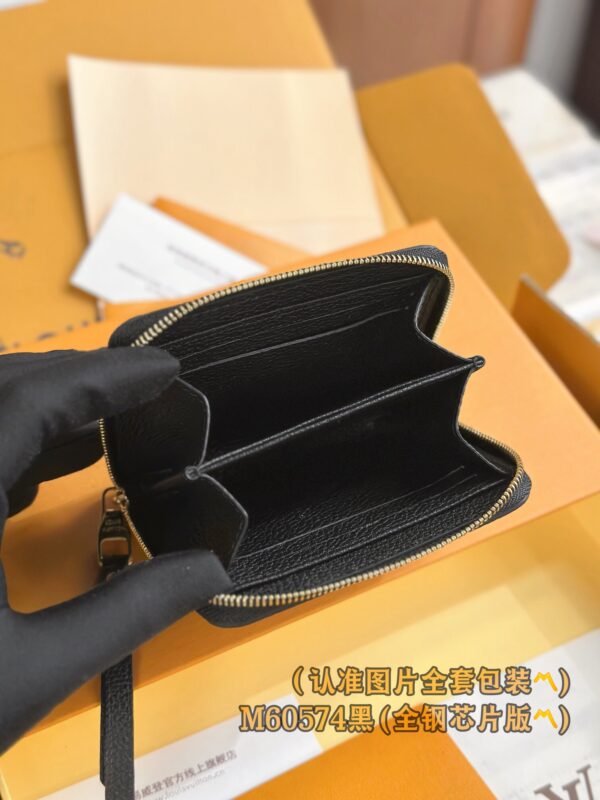 God Factory LV Wallet M60574 Full Leather Size 11 x 8.5 x 2 cm